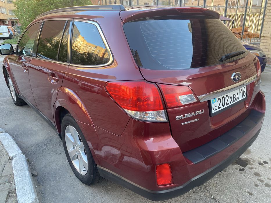 Продам  Subaru Outback в хорошем состояний