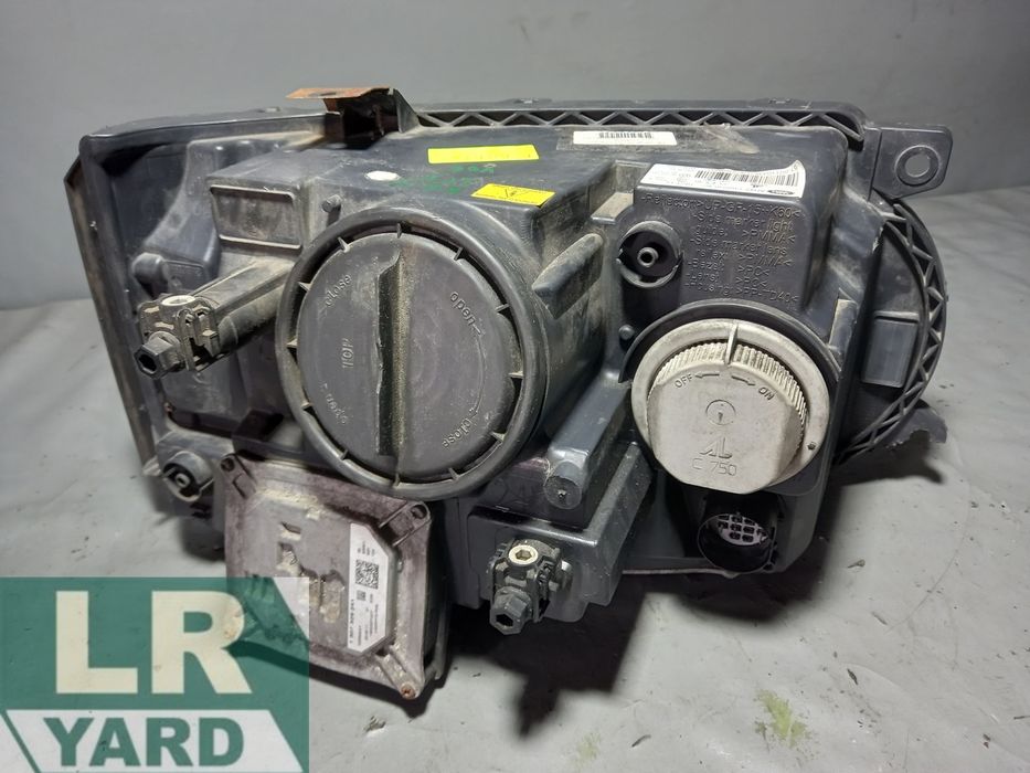 Far stanga xenon RHD RANGE ROVER 2010-2012 LR142596 AH42-13W030-AD