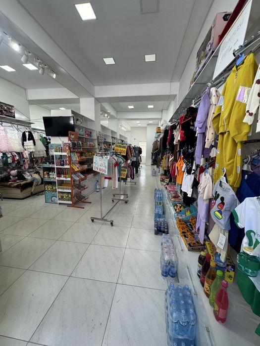 Magazin mebellari sotiladi!! Srochna