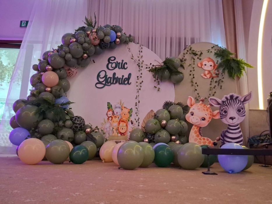 Arcada baloane Aranjamente botez Decor botez Photocorner aniversare Panou foto gender reveal Aranjament cristelnita ARANJAMENTE BALOANE ZI NASTERE