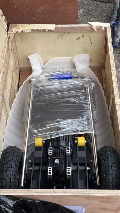 Cărucior electric urcat scări 300 KG – profesional, motor puternic, nou