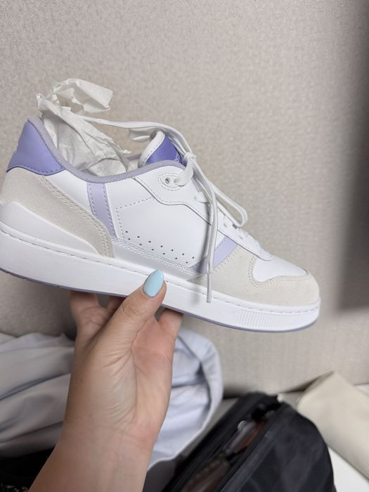 Продам кроссовки Lacoste