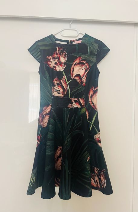 Официални рокли Ted Baker