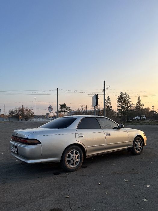 Toyota Mark II 90