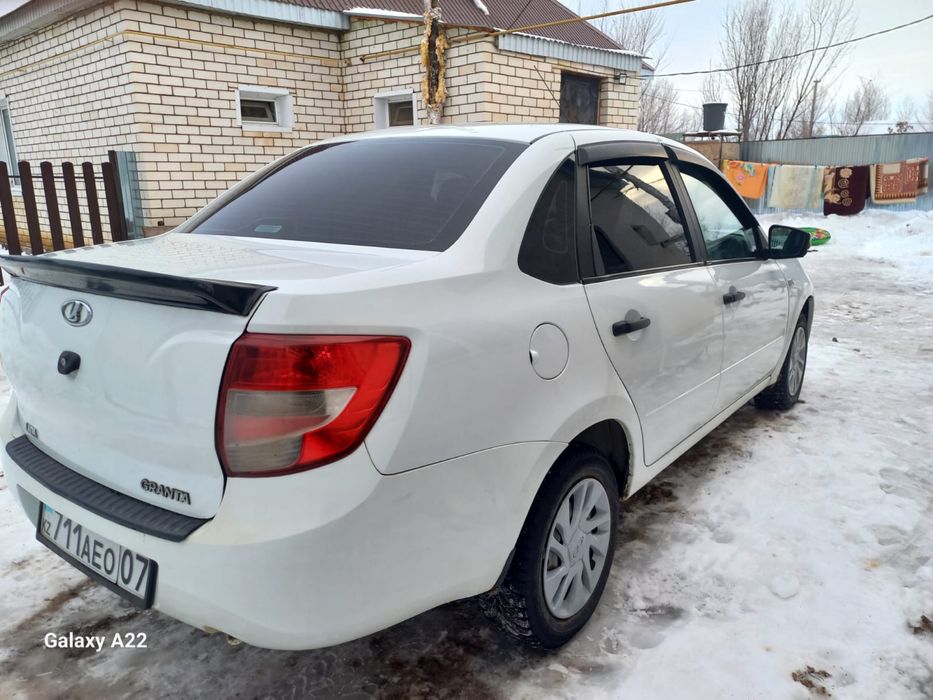 Lada Granta (седан)