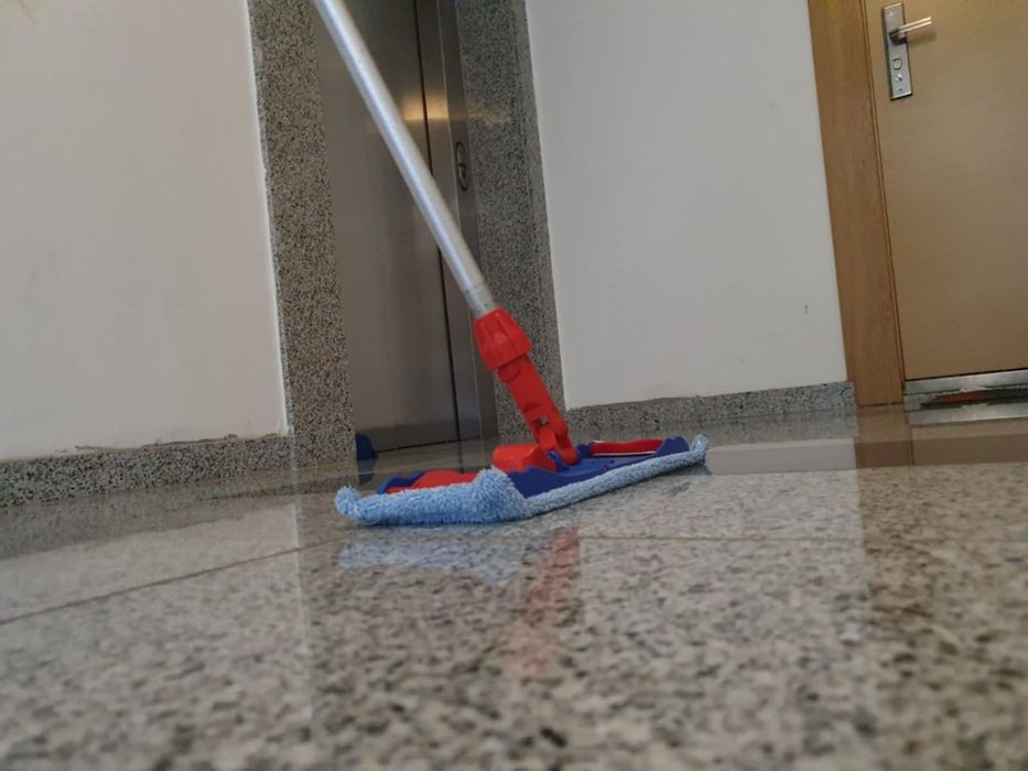 Професионално почистване на входове -Достъпни цени