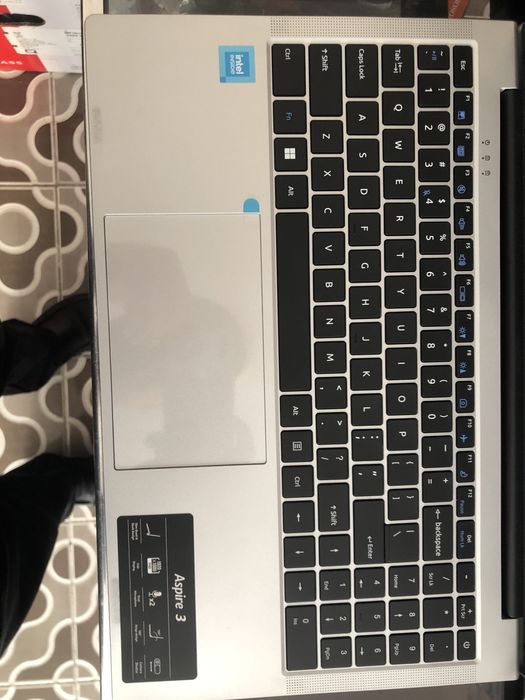 Acer not bok yangi iwlatilmagan