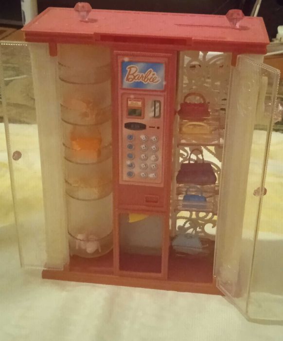 Шкафчики для Барби