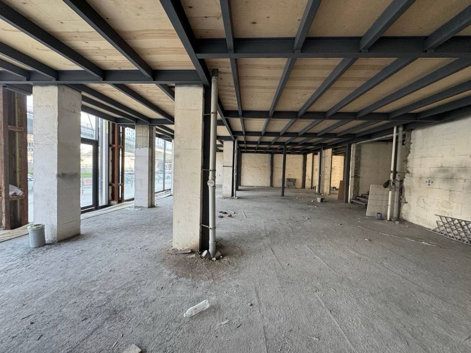 Нежилое помещение Братские могилы 926 кв.м