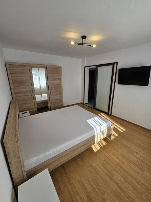 Inchiriez apartament 2 camere decomandat  Mihai Viteazu Sibiu
