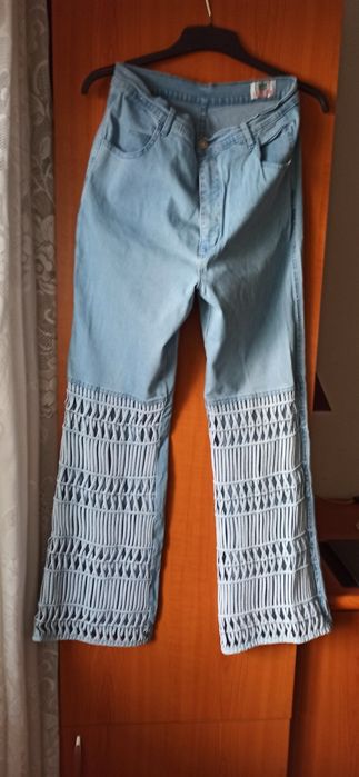 Blugi deosebiți, talie înaltă M, L