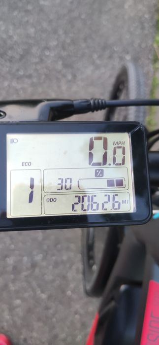 Vând / Vând / Vand