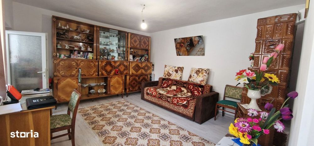 Casa 3 camere constructie la sol zona Lac.