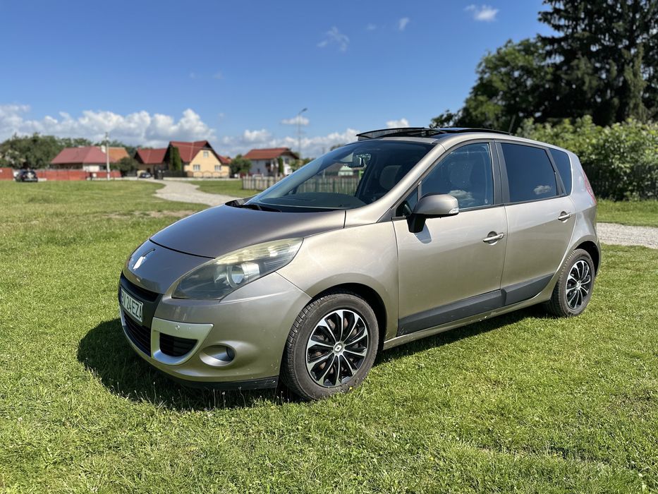 RENAULT Scenic 2010