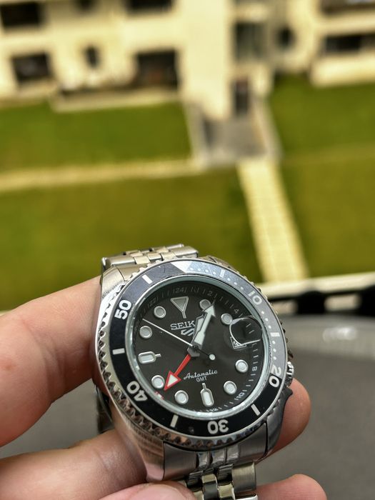 Seiko Mod GMT Bruce Wayne – Automatic – Nou – Full Box