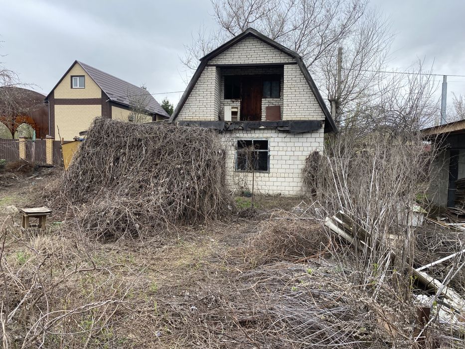 Дачный участок с домиком