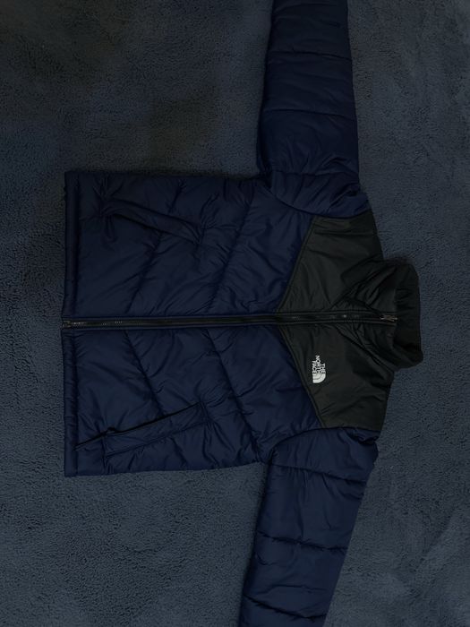 Geaca The North Fece, marimea M, pret 800 lei nehociabil