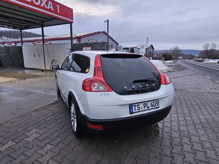VOLVO C30 2010 — imagine 4