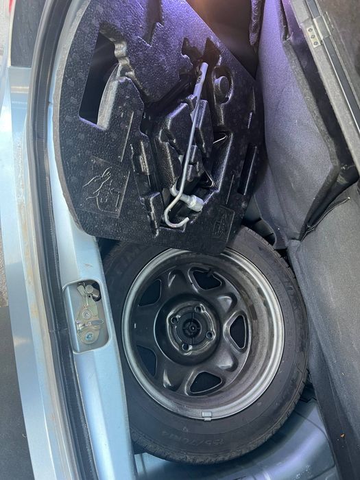 Продаю Спарк свой