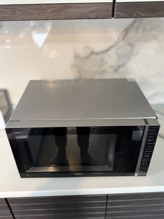 Cuptor cu microunde Whirlpool