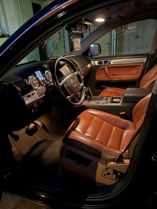 Vand urgent Toareg 2.5 Cod motor BAC   (Nu fac schimb)