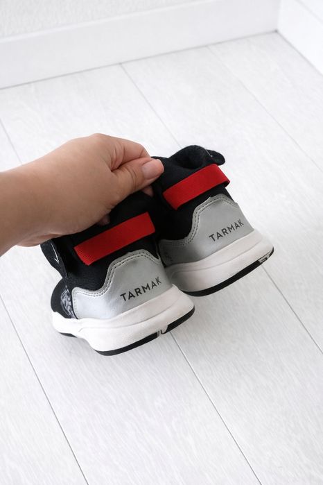 Adidasi baschet copii Marimea 33 Decathlon
