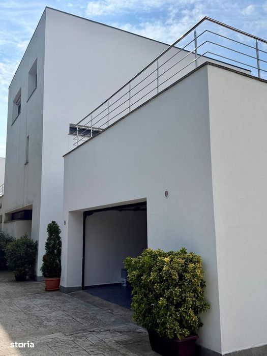 Vilă De Închiriat | Iancu Nicoale | Piscină Privată |