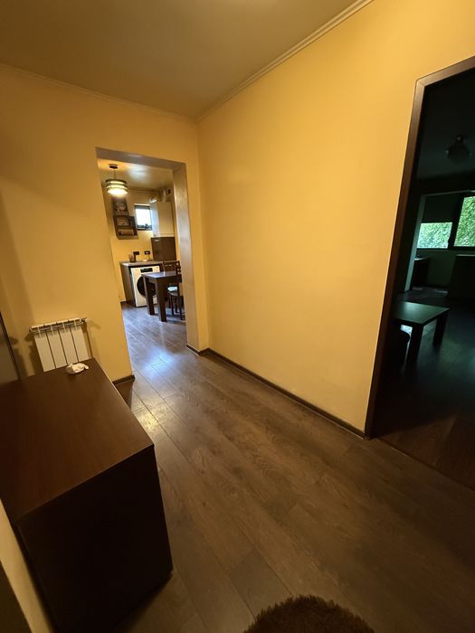 Inchiriez apartament 2 camere - Gradiste