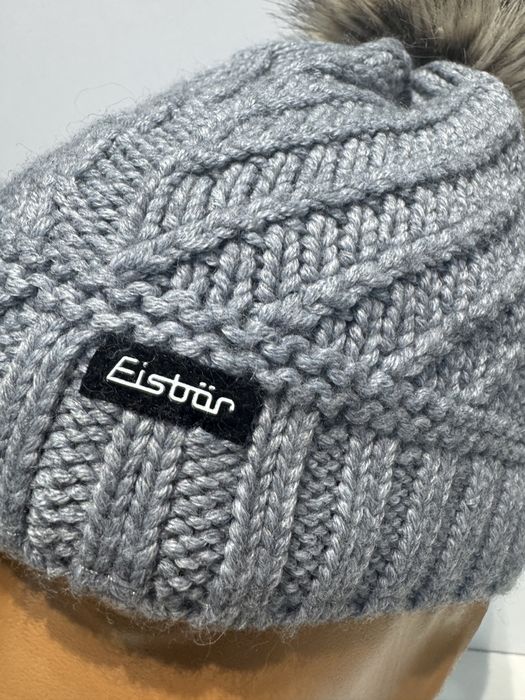 Дамска шапка EISBAR