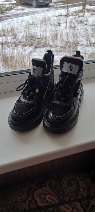 Женские зимние ботинки.Раз.36