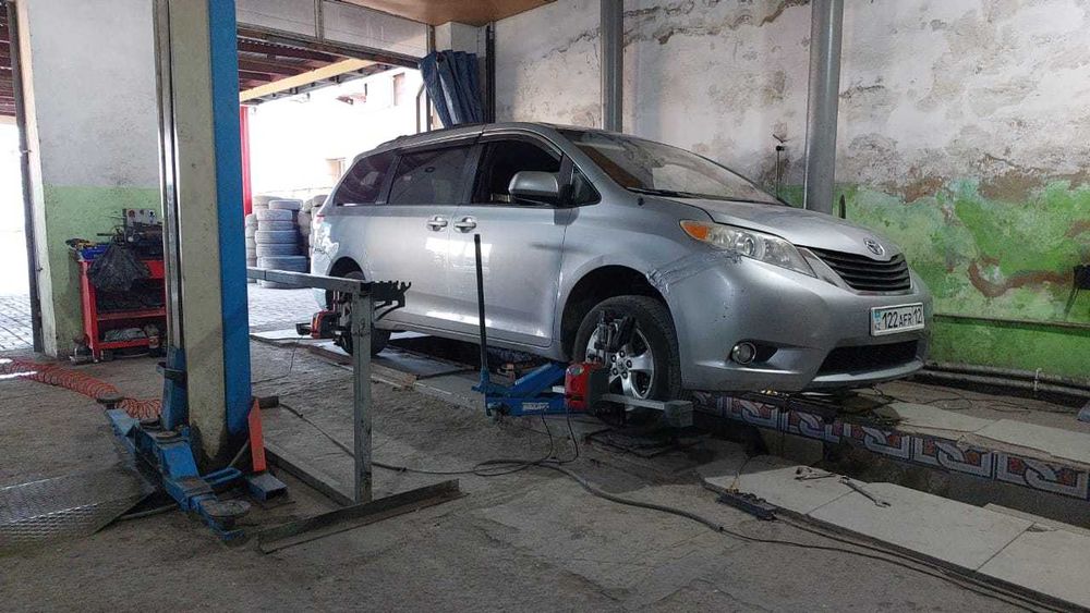 Продаю Toyota Sienna(Газ-Бензин)