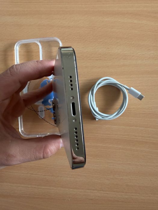 De vanzare iPhone 14 Pro Max Gold- pret fix