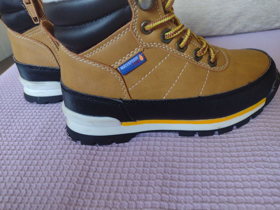 Детски боти  за момче