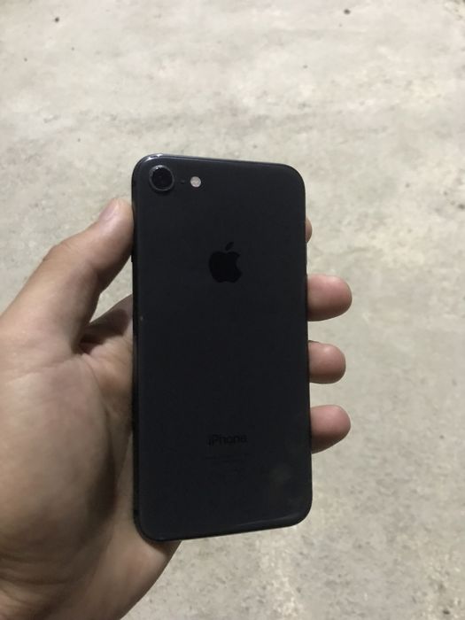 Iphone 8 64GB ideal holat aybi yo