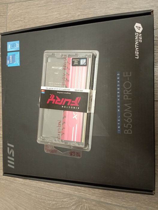 Продавам дъно b560m pro с i5 10400 и рам 32 гб 3200