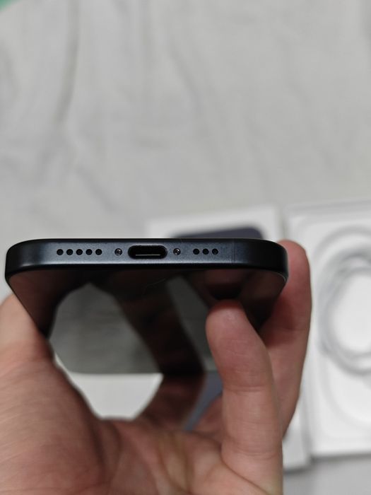 iPhone 16 256Gb без ремонта