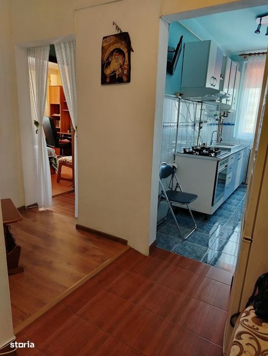 cv 59 Al.Rotunda, apartament 2 camere decomandat, etaj intermediar