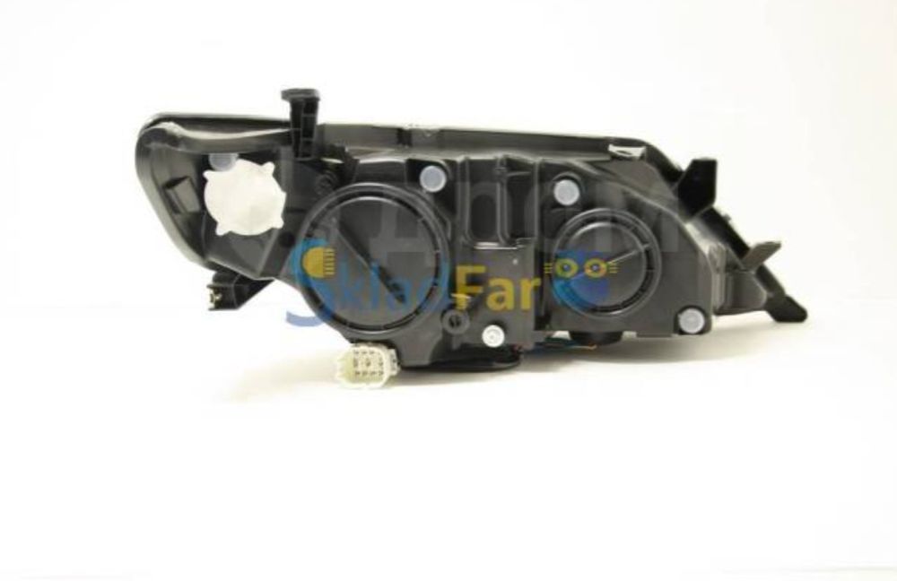 Фара на Тайота Камри 50 Араб