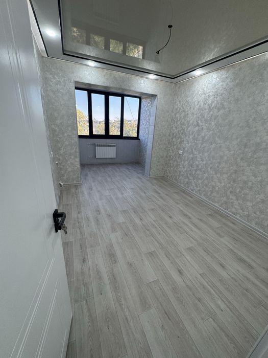 5 хона 5-этаж.105кв.м. 7 мкр.Собиқ домбита олдида. Евро ремонт.740 млн