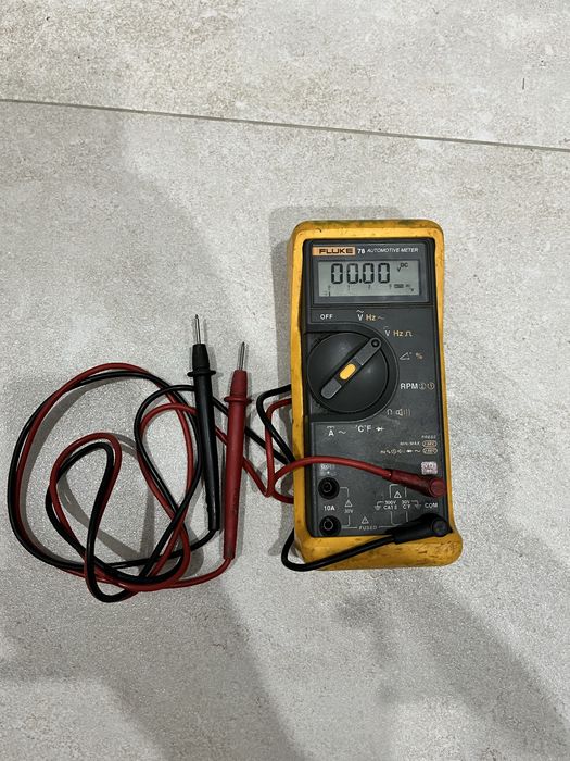 Мегаомметр Fluke 1507