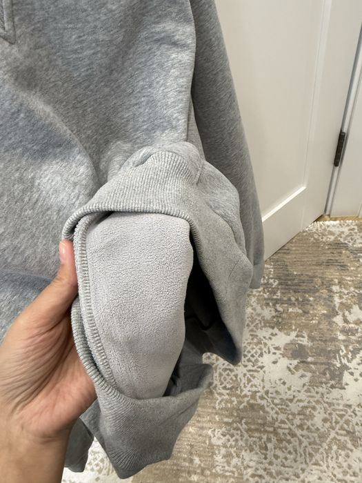 Серое худи на флисе