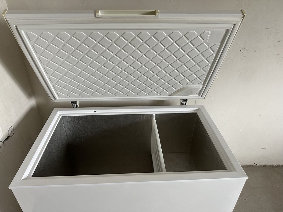 Морозильная камера 100000