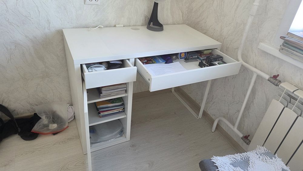 Стол письменный икея