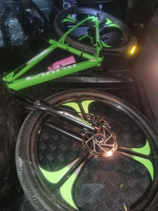 Bicicleta de vanzare