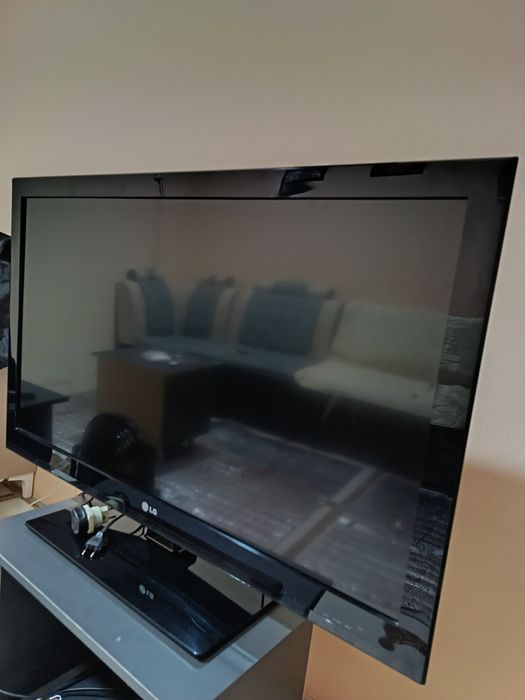 LG    б/у    состояния отлично !