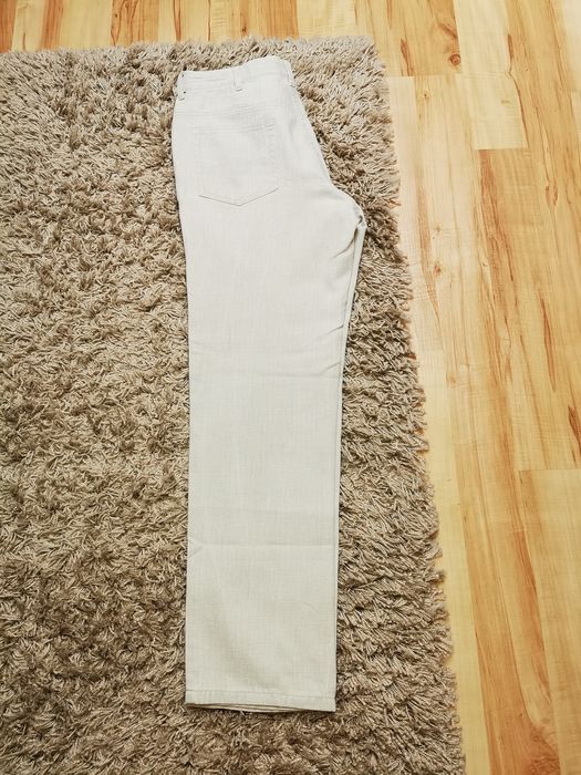 Pantaloni sezon primăvară-vară, Sunde Norway, o alternativă la jeanși