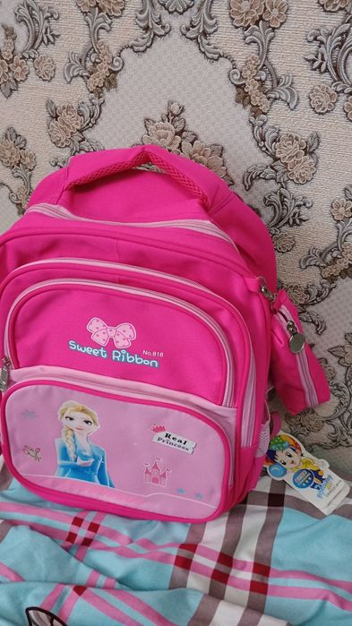 Продам рюкзак школьный.