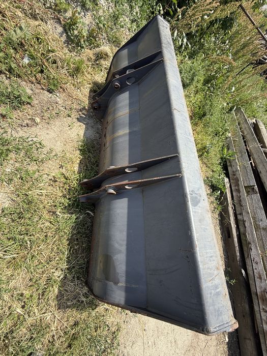 Cupă buldoexcavator