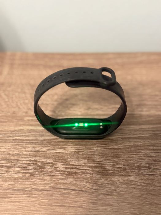 Фитнес браслет Mi band 4