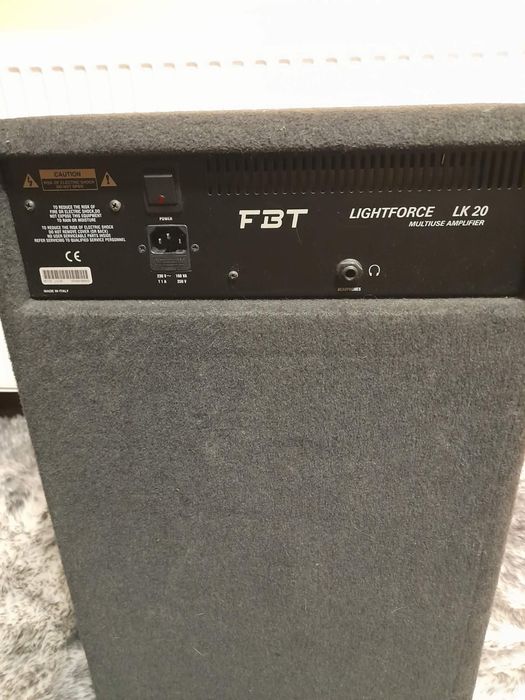 Set boxe cu amplificator si boxa